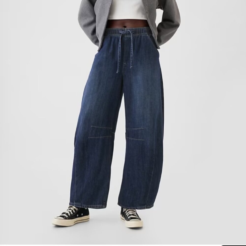 GAP Women's Dark Blue Jeans